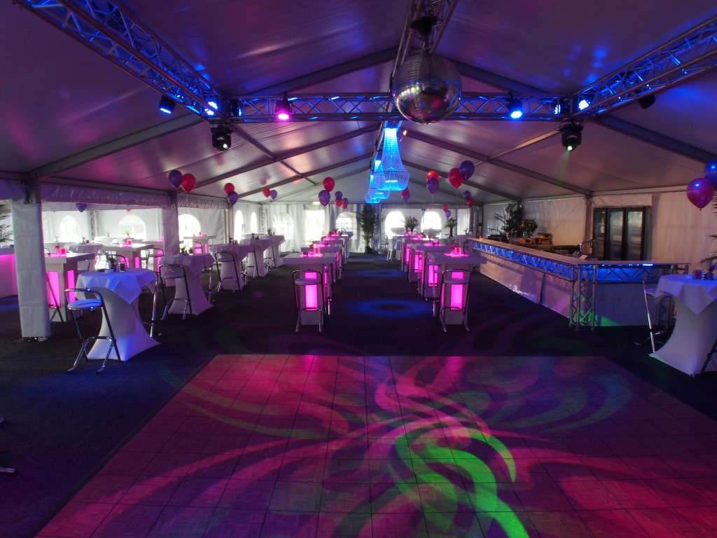 Partyverhuur Partyservice, Led hangtafels, Led Bar, Tap, Huwelijk, Bruiloft, Opening, Partytent, Tent Partyverhuur GoossensPartyverhuur Goossens