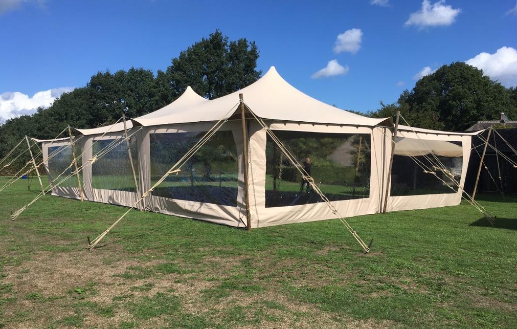 Begroeten Perforeren negatief Stretchtent zijwand raam zeil 5meter - Partyverhuur GoossensPartyverhuur  Goossens